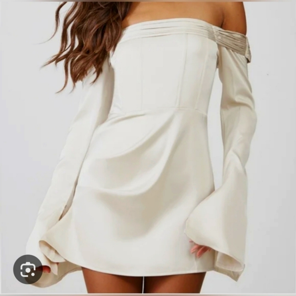 NWT Elegant Off-Shoulder Cream Dress Color Is Beige/Cream